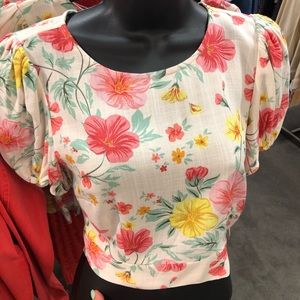 Floral crop top.